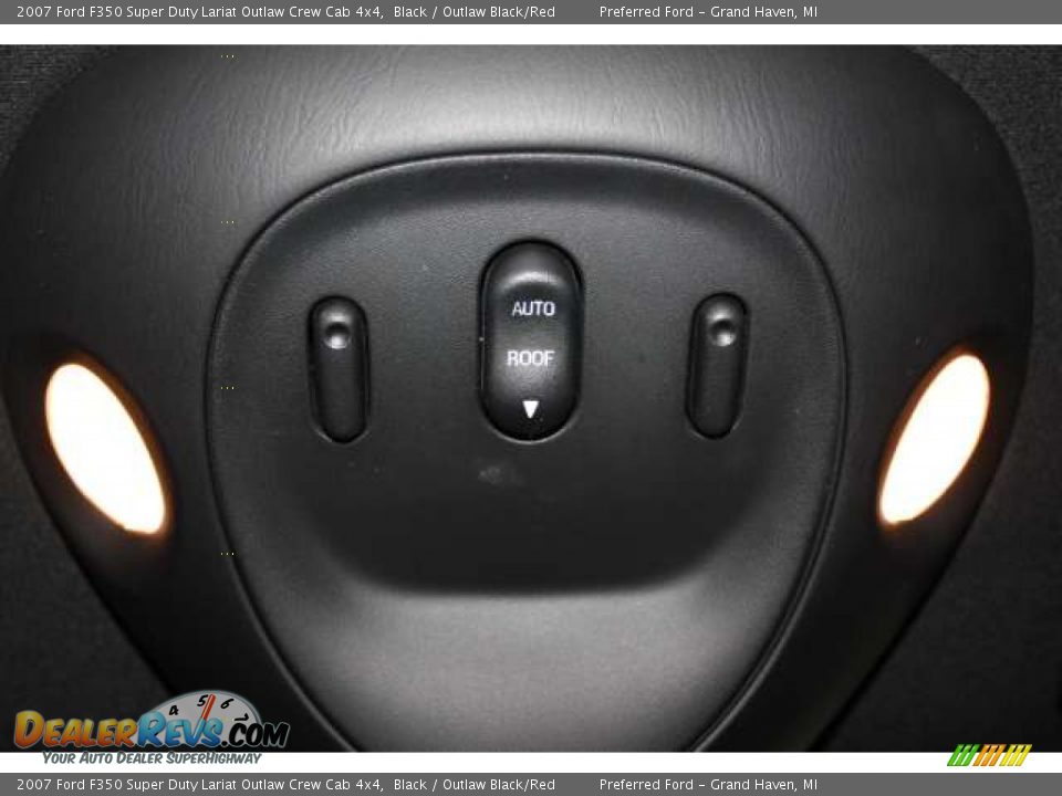 2007 Ford F350 Super Duty Lariat Outlaw Crew Cab 4x4 Black / Outlaw Black/Red Photo #18
