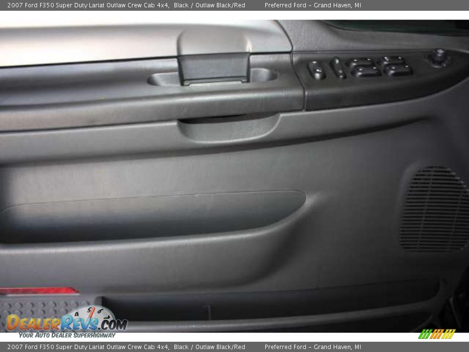 2007 Ford F350 Super Duty Lariat Outlaw Crew Cab 4x4 Black / Outlaw Black/Red Photo #23