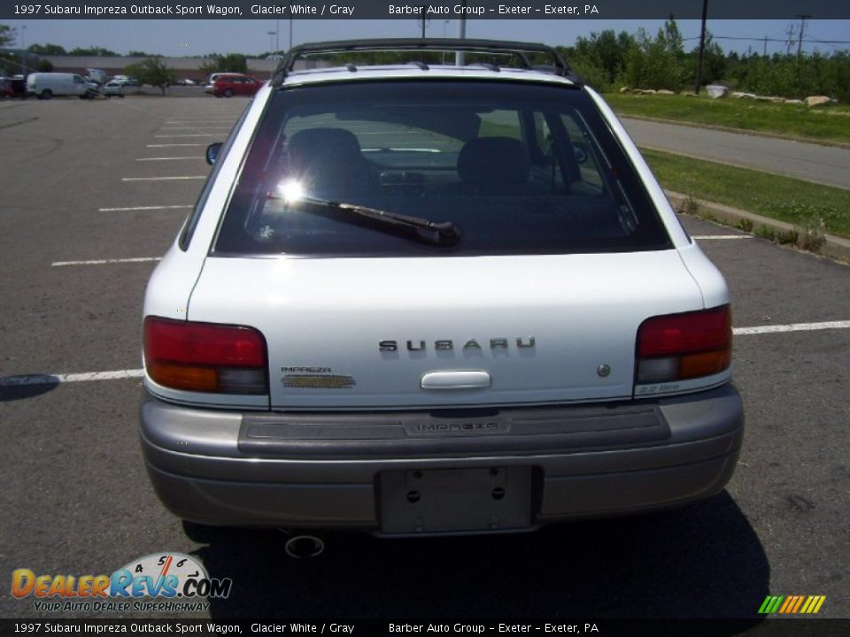 1997 Subaru Impreza Outback Sport Wagon Glacier White / Gray Photo #6