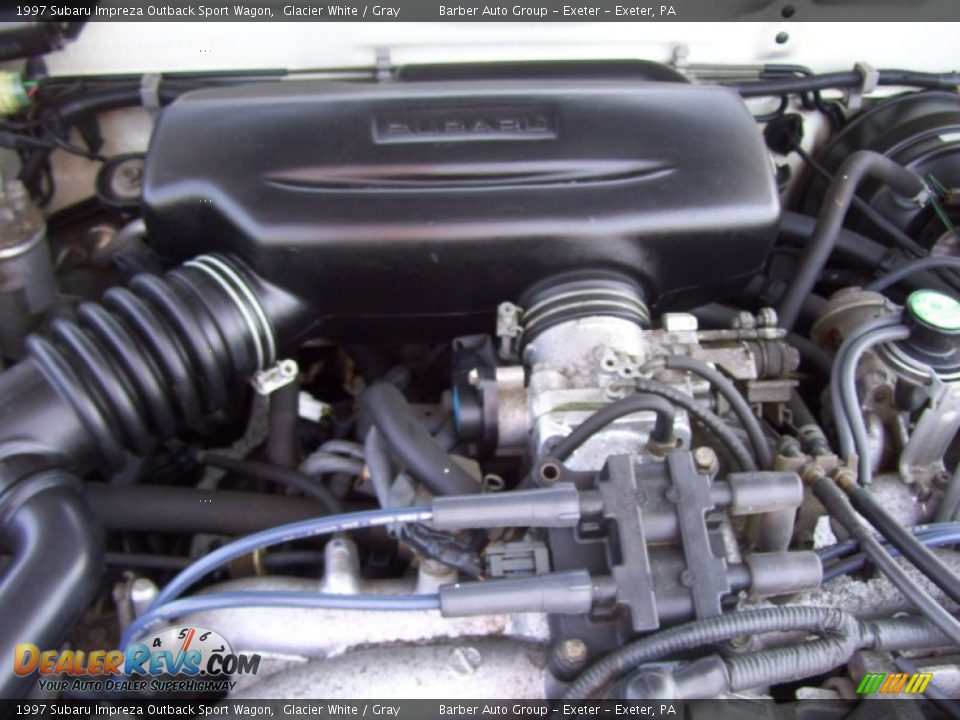 1997 Subaru Impreza Outback Sport Wagon Glacier White / Gray Photo #10