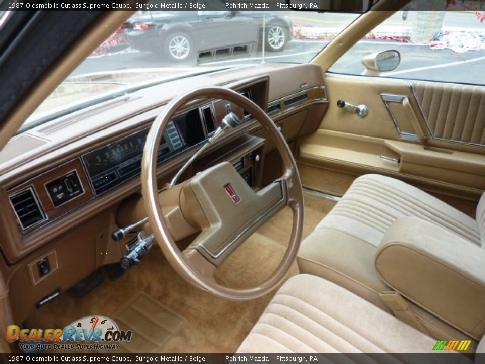 Beige Interior - 1987 Oldsmobile Cutlass Supreme Coupe Photo #14