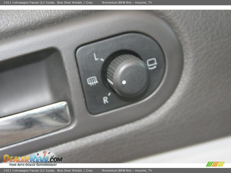 2001 Volkswagen Passat GLX Sedan Blue Silver Metallic / Gray Photo #21