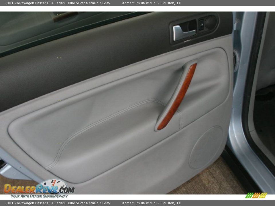 2001 Volkswagen Passat GLX Sedan Blue Silver Metallic / Gray Photo #23
