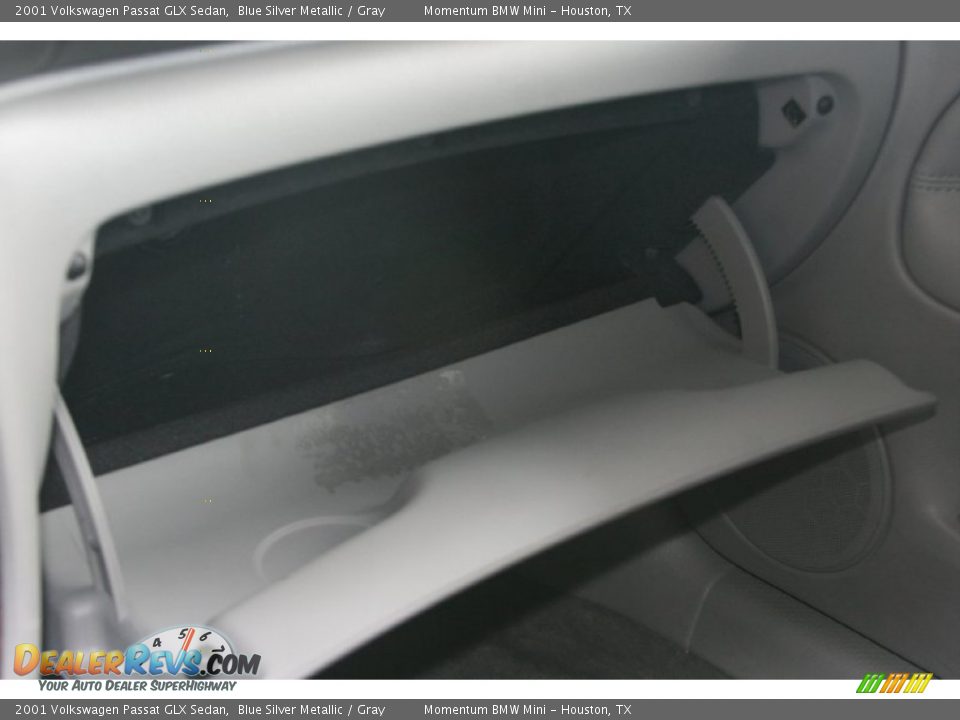 2001 Volkswagen Passat GLX Sedan Blue Silver Metallic / Gray Photo #33