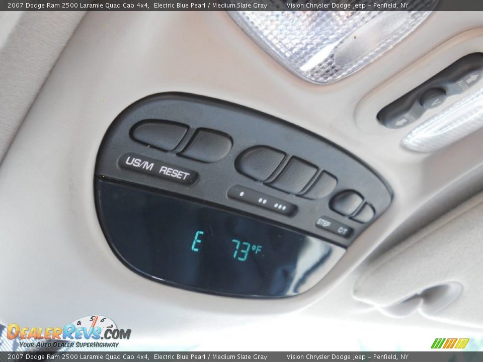 Controls of 2007 Dodge Ram 2500 Laramie Quad Cab 4x4 Photo #26