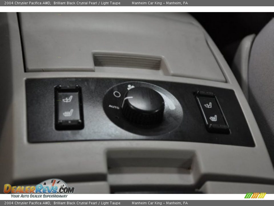 2004 Chrysler Pacifica AWD Brilliant Black Crystal Pearl / Light Taupe Photo #7