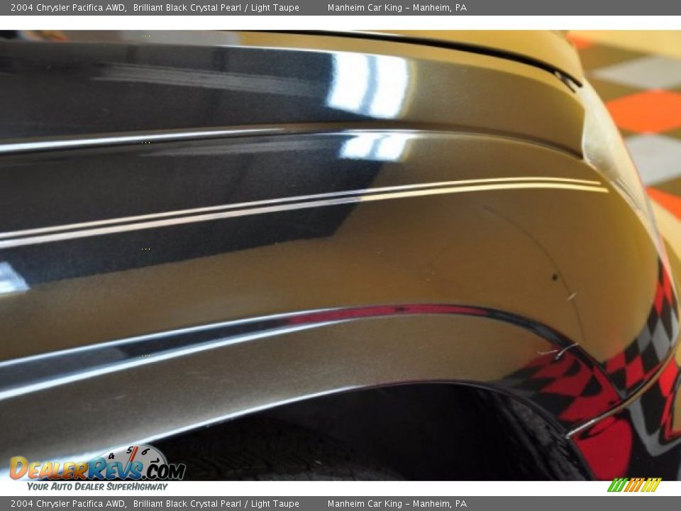 2004 Chrysler Pacifica AWD Brilliant Black Crystal Pearl / Light Taupe Photo #29