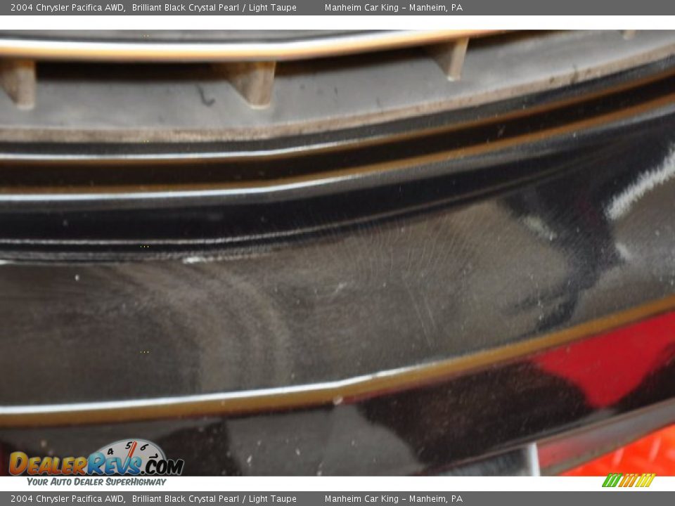 2004 Chrysler Pacifica AWD Brilliant Black Crystal Pearl / Light Taupe Photo #33