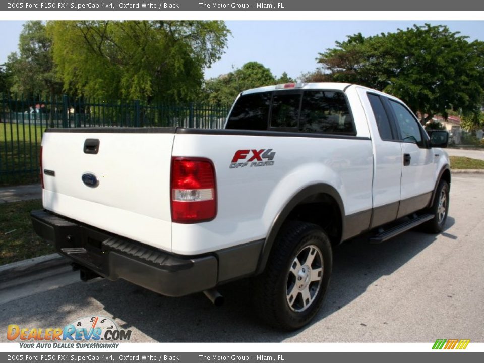 2005 Ford F150 FX4 SuperCab 4x4 Oxford White / Black Photo #8