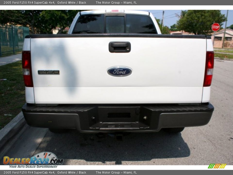 2005 Ford F150 FX4 SuperCab 4x4 Oxford White / Black Photo #18