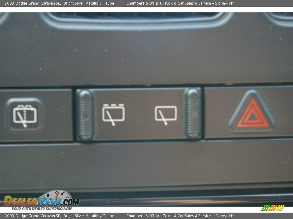 2003 Dodge Grand Caravan SE Bright Silver Metallic / Taupe Photo #7