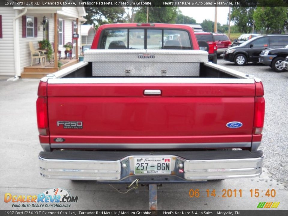 1997 Ford F250 XLT Extended Cab 4x4 Toreador Red Metallic / Medium Graphite Photo #8
