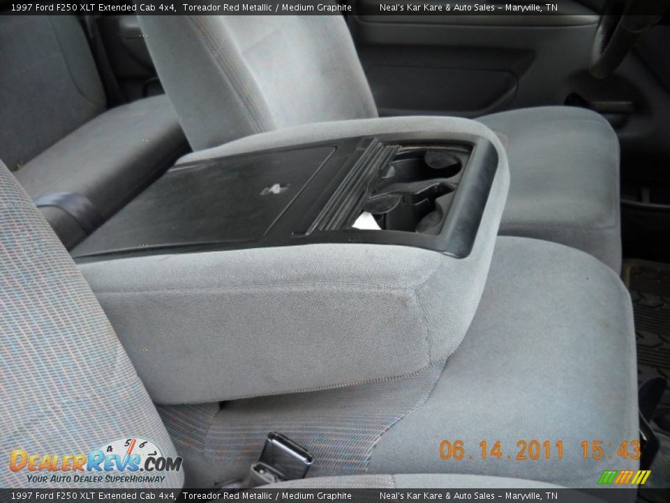 1997 Ford F250 XLT Extended Cab 4x4 Toreador Red Metallic / Medium Graphite Photo #26