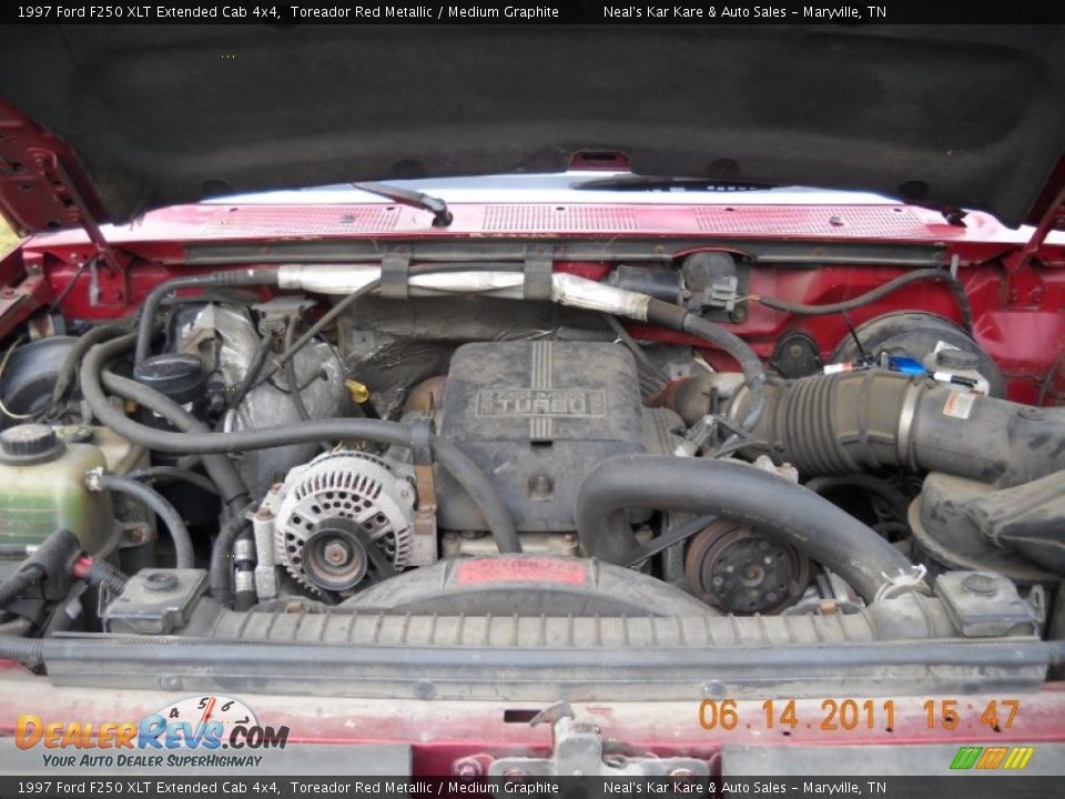 1997 Ford F250 XLT Extended Cab 4x4 Toreador Red Metallic / Medium Graphite Photo #33