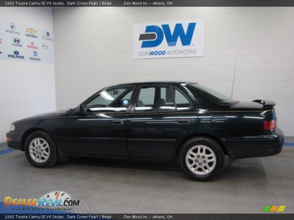 1993 Toyota Camry SE V6 Sedan Dark Green Pearl / Beige Photo #5