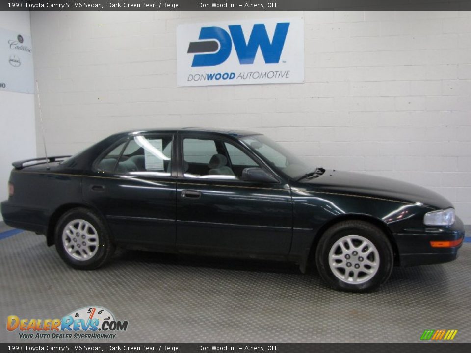 1993 Toyota Camry SE V6 Sedan Dark Green Pearl / Beige Photo #6