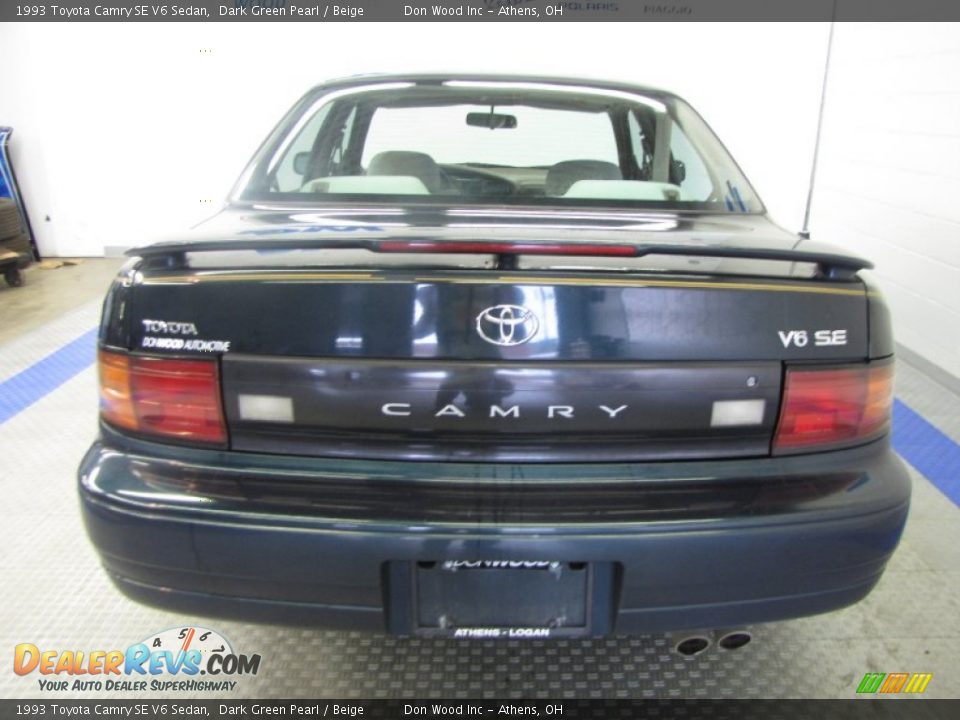 1993 Toyota Camry SE V6 Sedan Dark Green Pearl / Beige Photo #8
