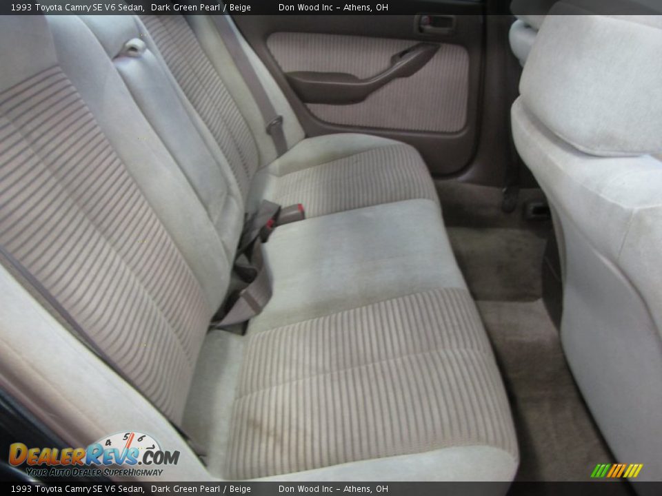 1993 Toyota Camry SE V6 Sedan Dark Green Pearl / Beige Photo #15