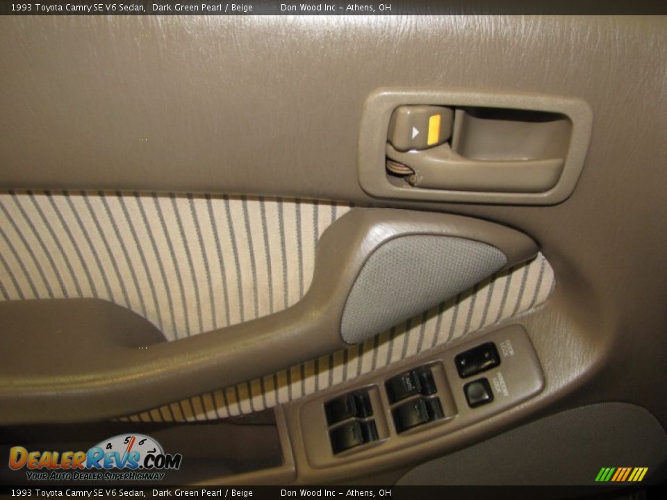 1993 Toyota Camry SE V6 Sedan Dark Green Pearl / Beige Photo #16