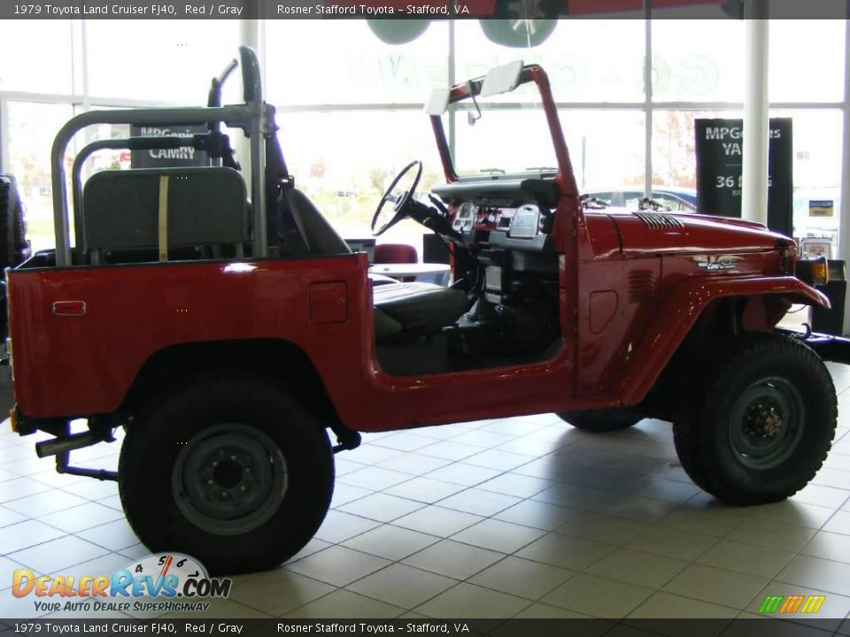 1979 Toyota Land Cruiser FJ40 Red / Gray Photo #5