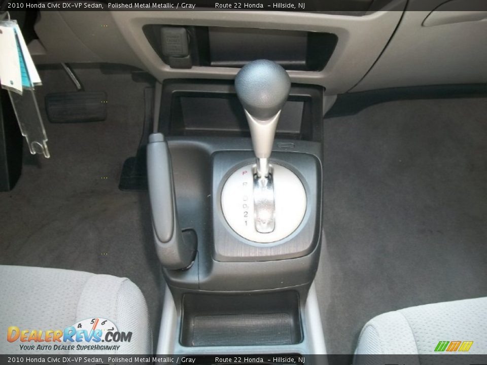 2010 Honda Civic DX-VP Sedan Shifter Photo #14