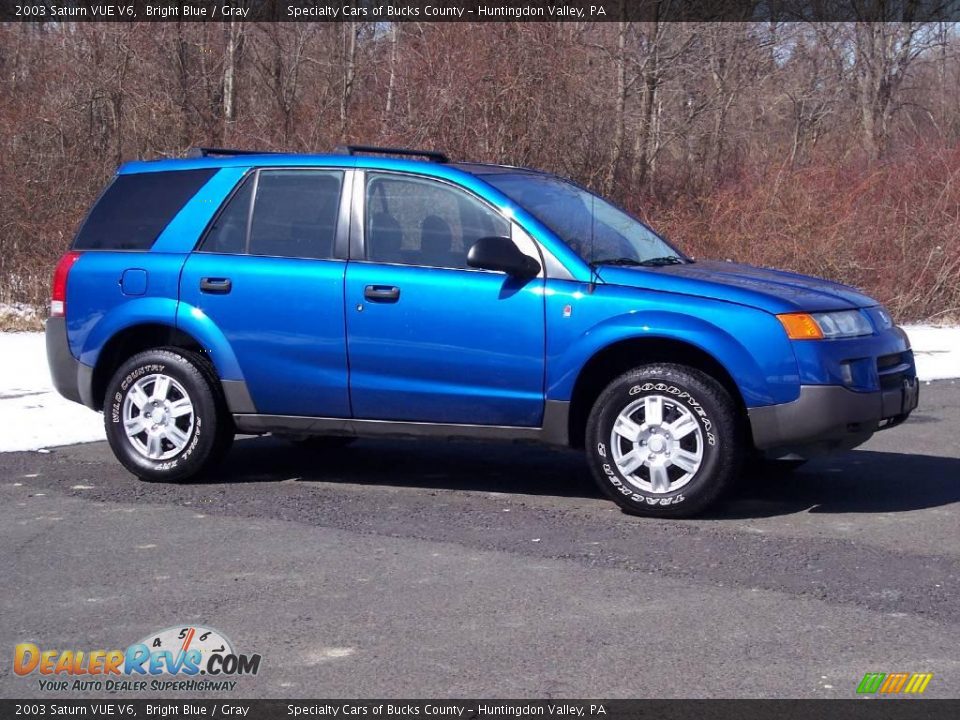 2003 Saturn VUE V6 Bright Blue / Gray Photo #1