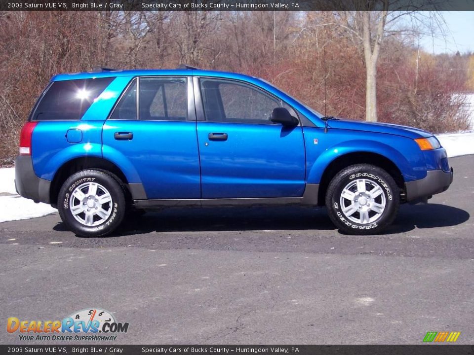 2003 Saturn VUE V6 Bright Blue / Gray Photo #4