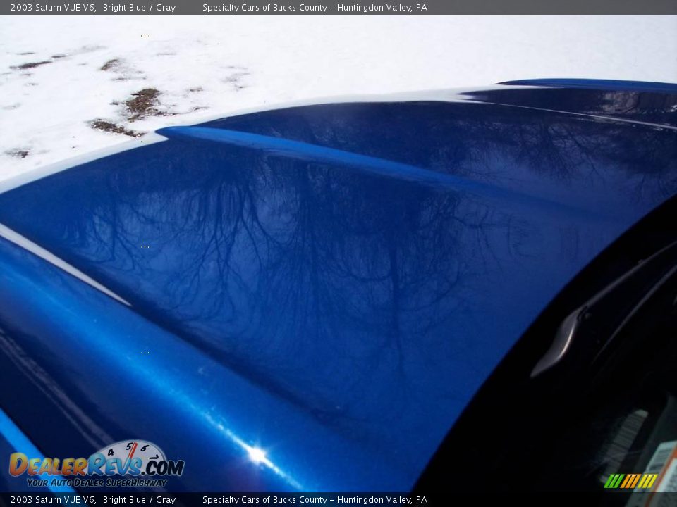 2003 Saturn VUE V6 Bright Blue / Gray Photo #19