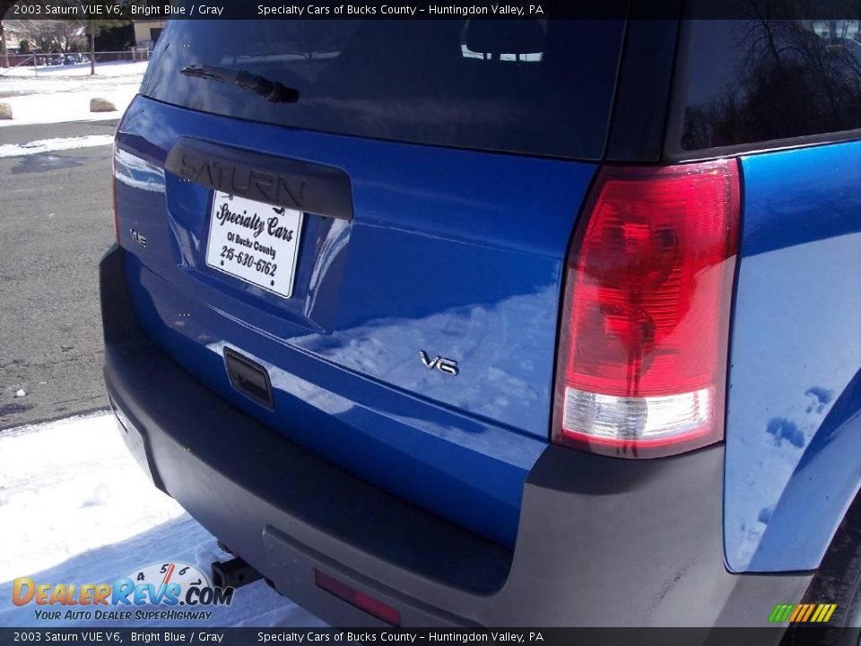 2003 Saturn VUE V6 Bright Blue / Gray Photo #24