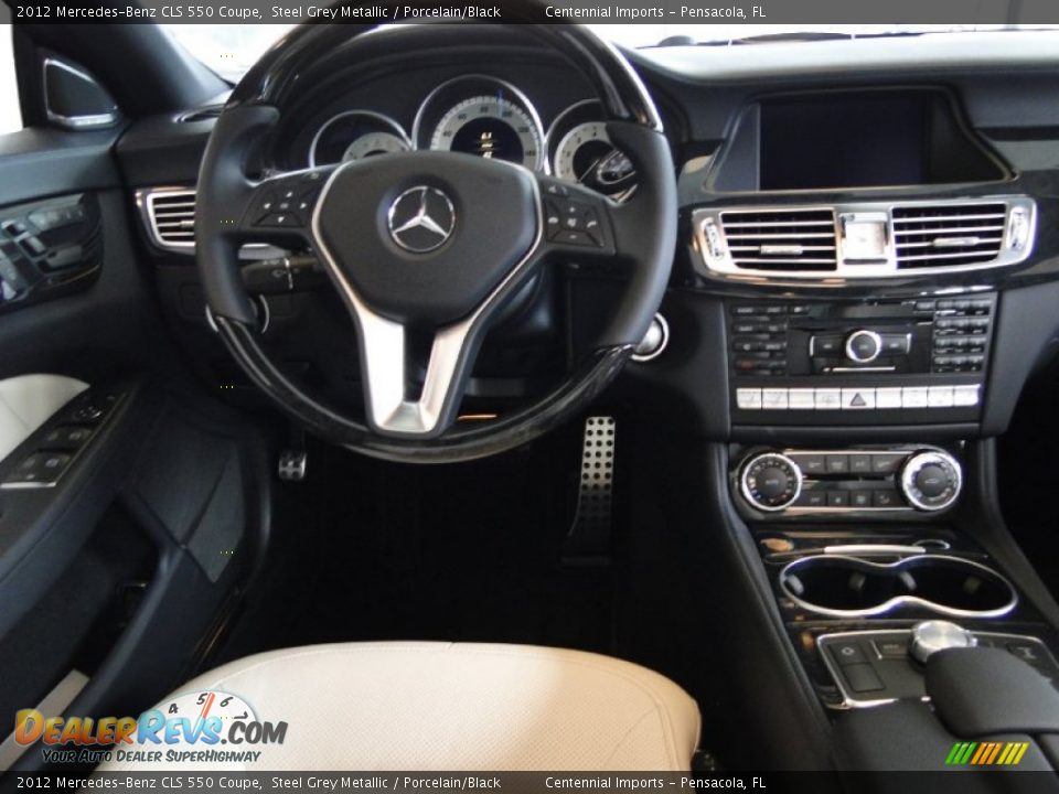 Dashboard of 2012 Mercedes-Benz CLS 550 Coupe Photo #5