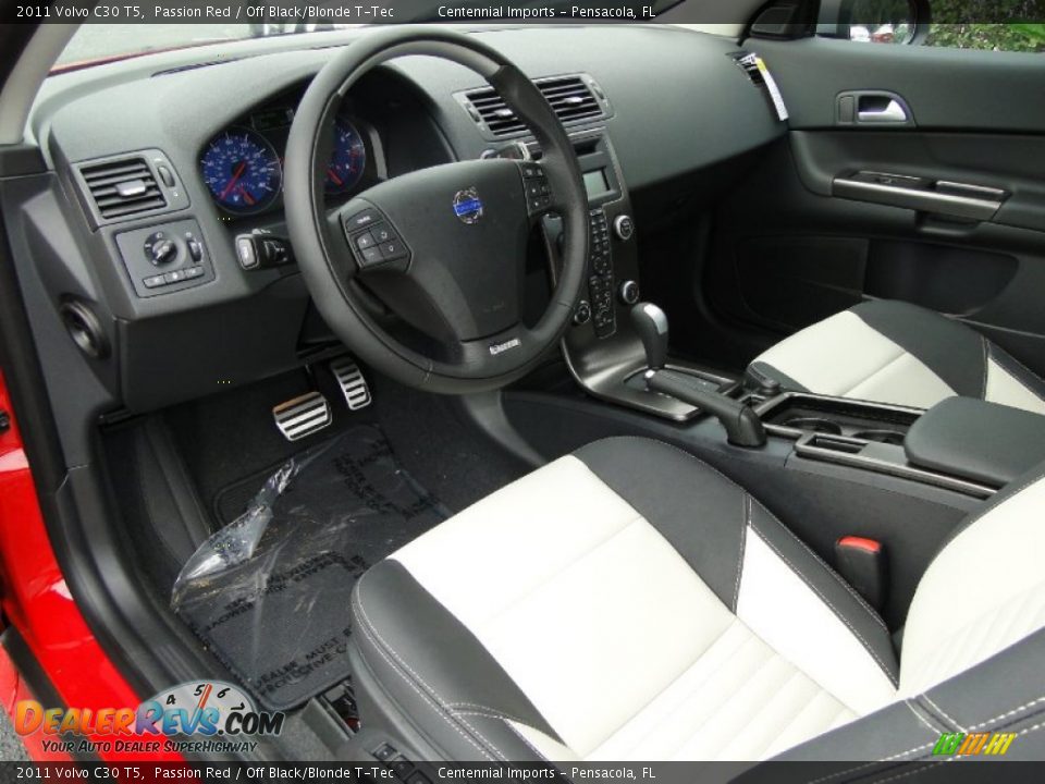 Off Black/Blonde T-Tec Interior - 2011 Volvo C30 T5 Photo #6