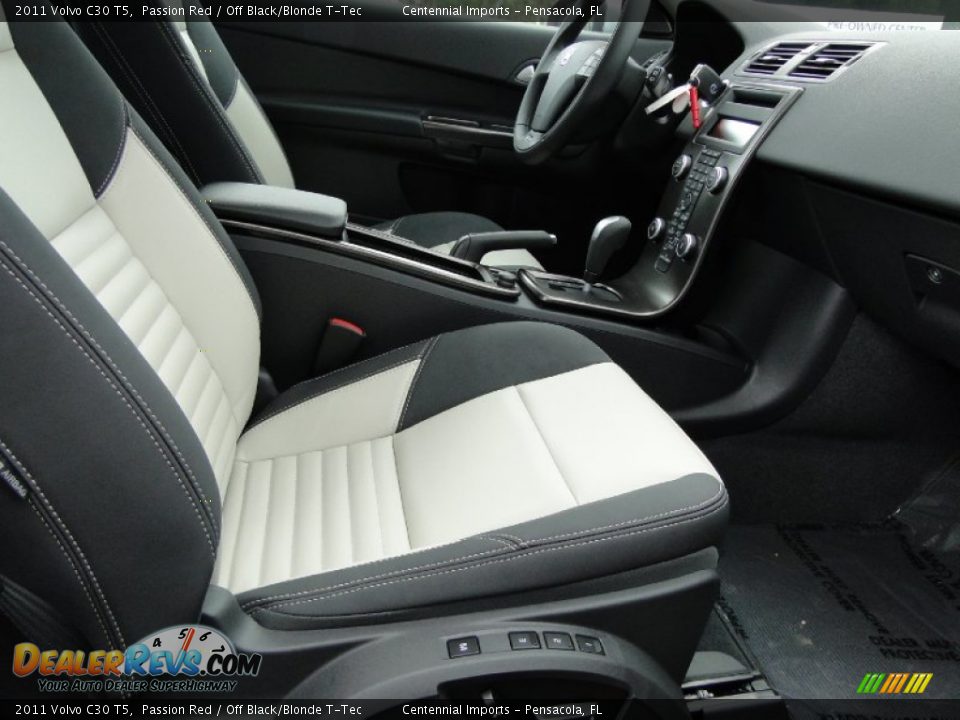 Off Black/Blonde T-Tec Interior - 2011 Volvo C30 T5 Photo #25