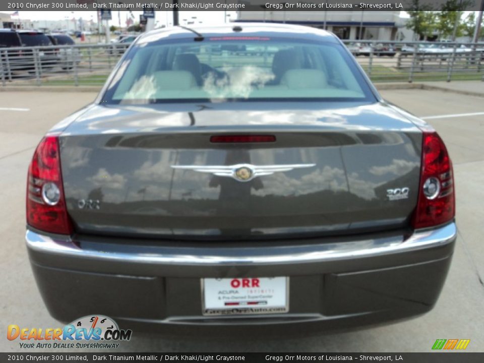 2010 Chrysler 300 Limited Dark Titanium Metallic / Dark Khaki/Light Graystone Photo #4