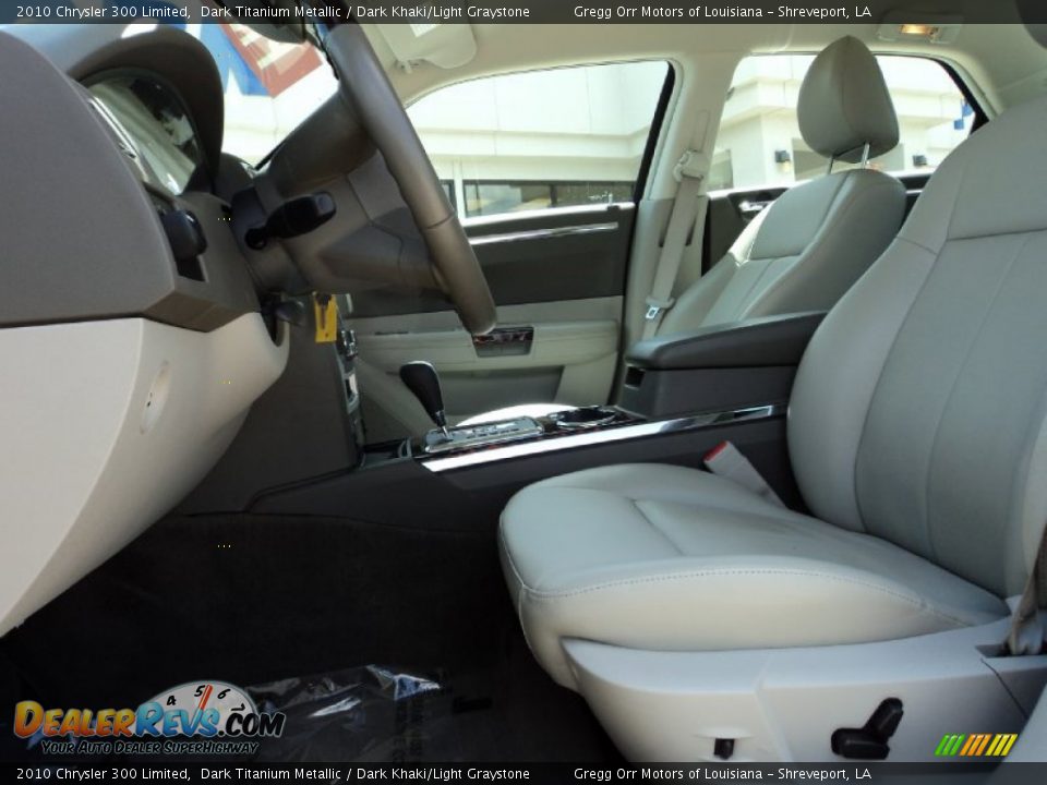 2010 Chrysler 300 Limited Dark Titanium Metallic / Dark Khaki/Light Graystone Photo #11