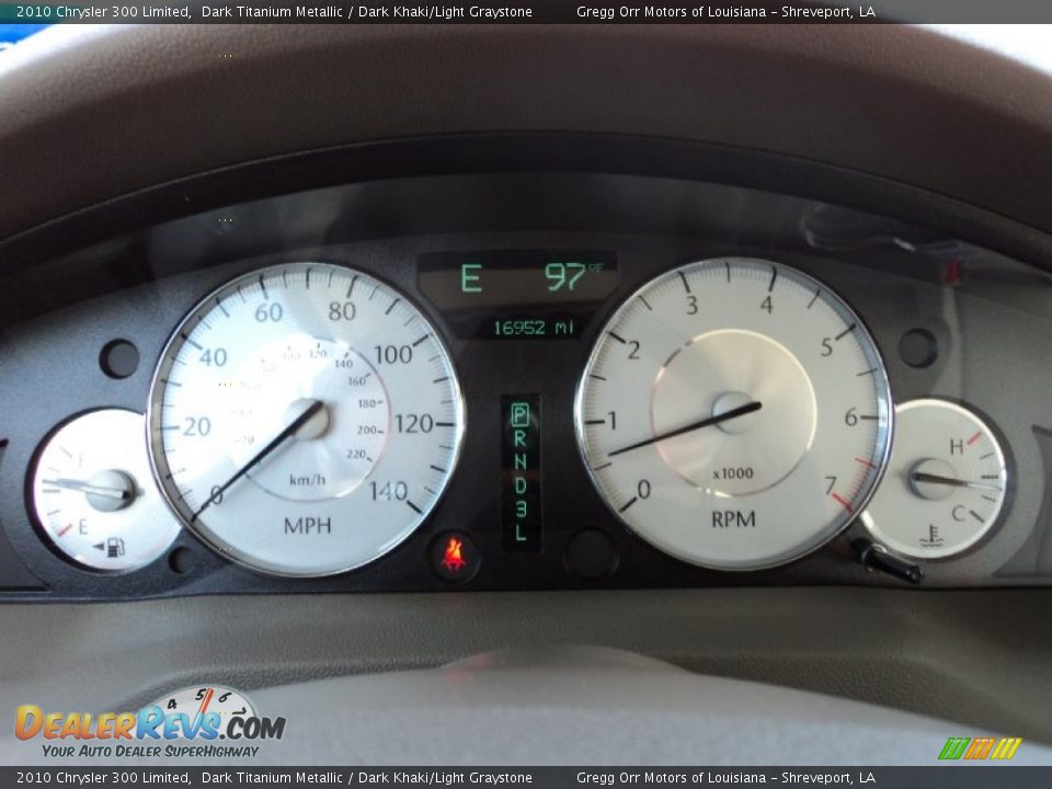 2010 Chrysler 300 Limited Gauges Photo #14