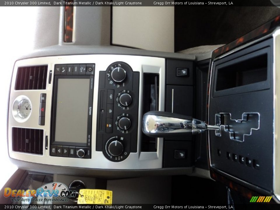 2010 Chrysler 300 Limited Dark Titanium Metallic / Dark Khaki/Light Graystone Photo #17