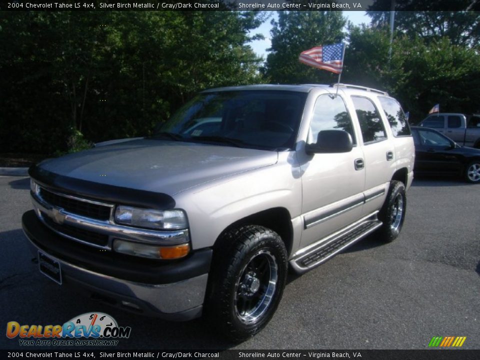 2004 Chevrolet Tahoe LS 4x4 Silver Birch Metallic / Gray/Dark Charcoal Photo #1