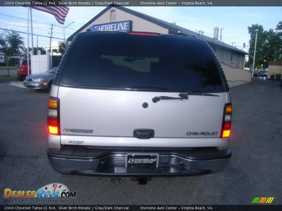 2004 Chevrolet Tahoe LS 4x4 Silver Birch Metallic / Gray/Dark Charcoal Photo #4