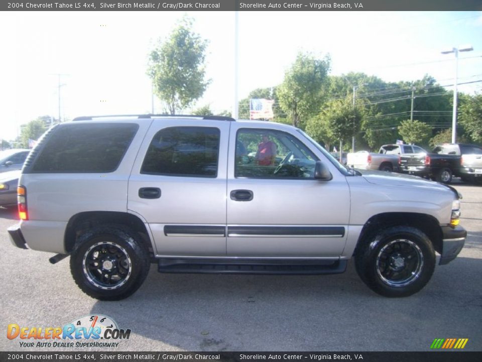 2004 Chevrolet Tahoe LS 4x4 Silver Birch Metallic / Gray/Dark Charcoal Photo #6