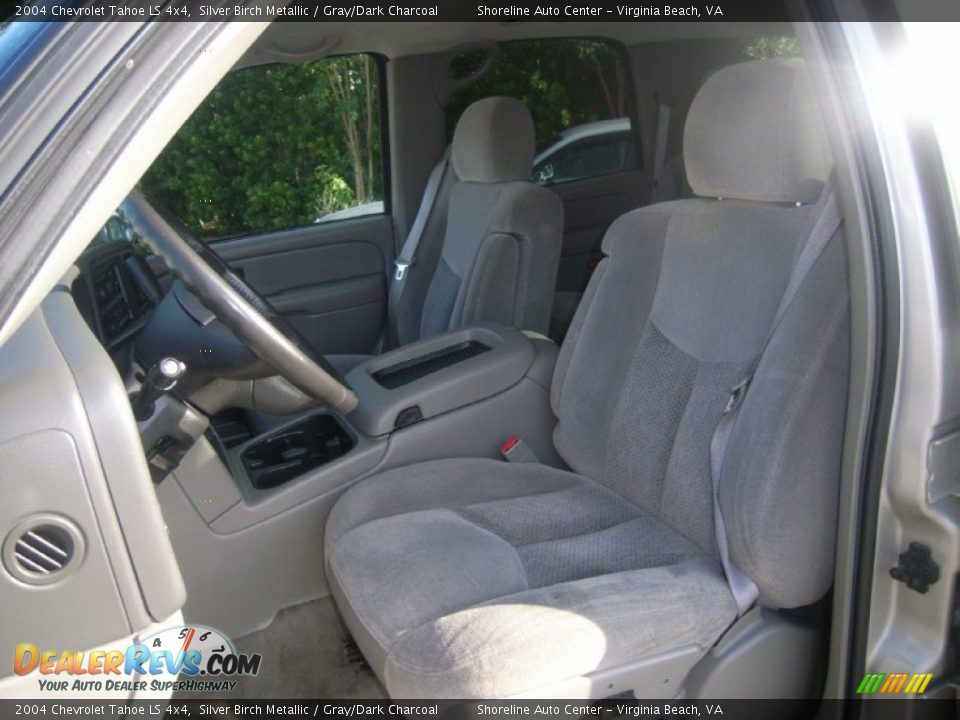2004 Chevrolet Tahoe LS 4x4 Silver Birch Metallic / Gray/Dark Charcoal Photo #16