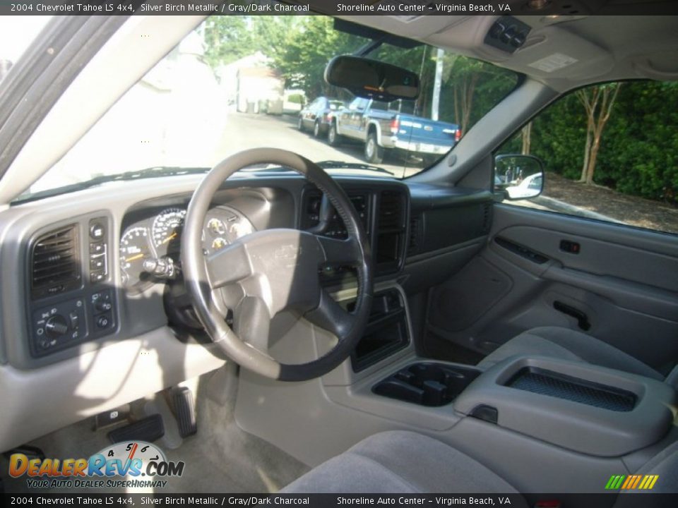 2004 Chevrolet Tahoe LS 4x4 Silver Birch Metallic / Gray/Dark Charcoal Photo #17