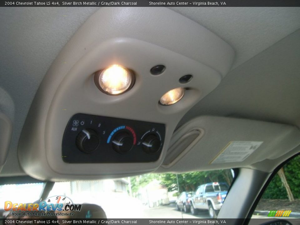 2004 Chevrolet Tahoe LS 4x4 Silver Birch Metallic / Gray/Dark Charcoal Photo #19