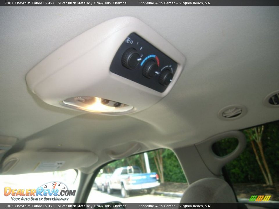 2004 Chevrolet Tahoe LS 4x4 Silver Birch Metallic / Gray/Dark Charcoal Photo #22