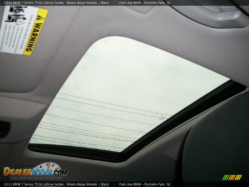Sunroof of 2011 BMW 7 Series 750Li xDrive Sedan Photo #20