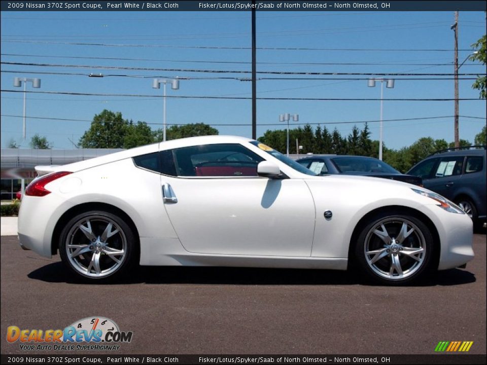 2009 Nissan 370Z Sport Coupe Pearl White / Black Cloth Photo #3