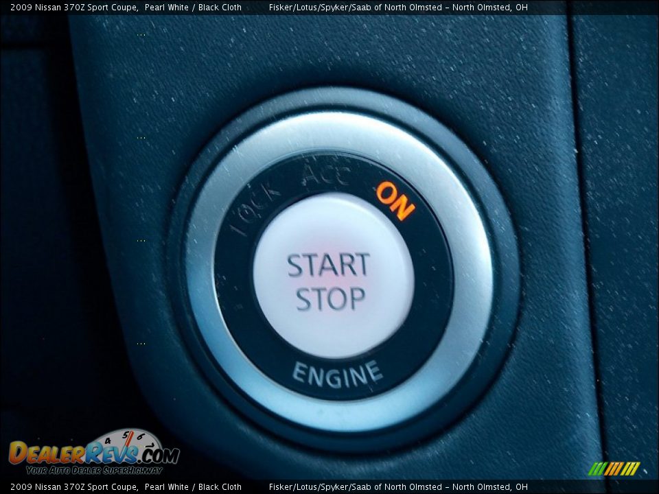2009 Nissan 370Z Sport Coupe Pearl White / Black Cloth Photo #13
