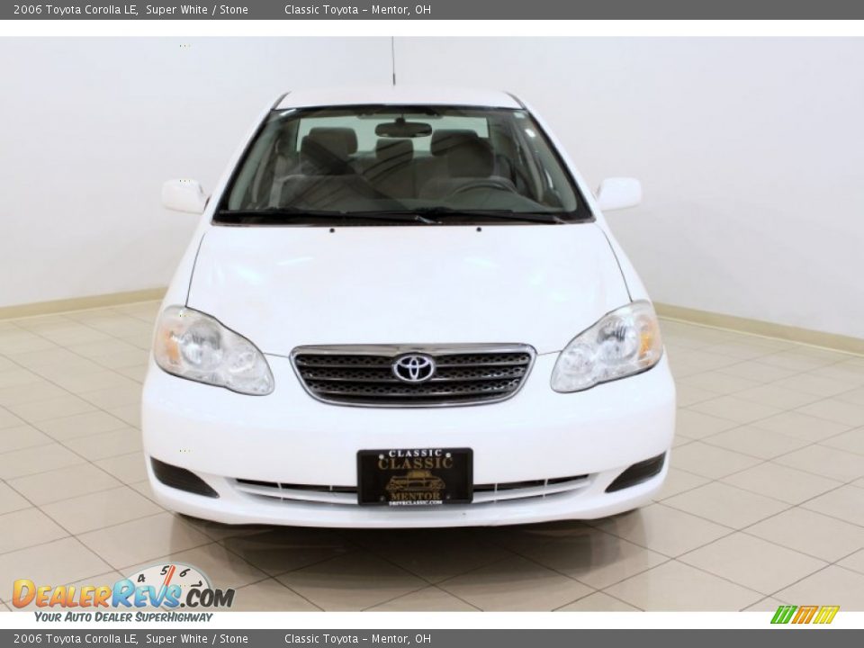 2006 Toyota Corolla LE Super White / Stone Photo #2