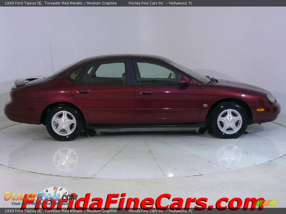 1999 Ford Taurus SE Toreador Red Metallic / Medium Graphite Photo #4