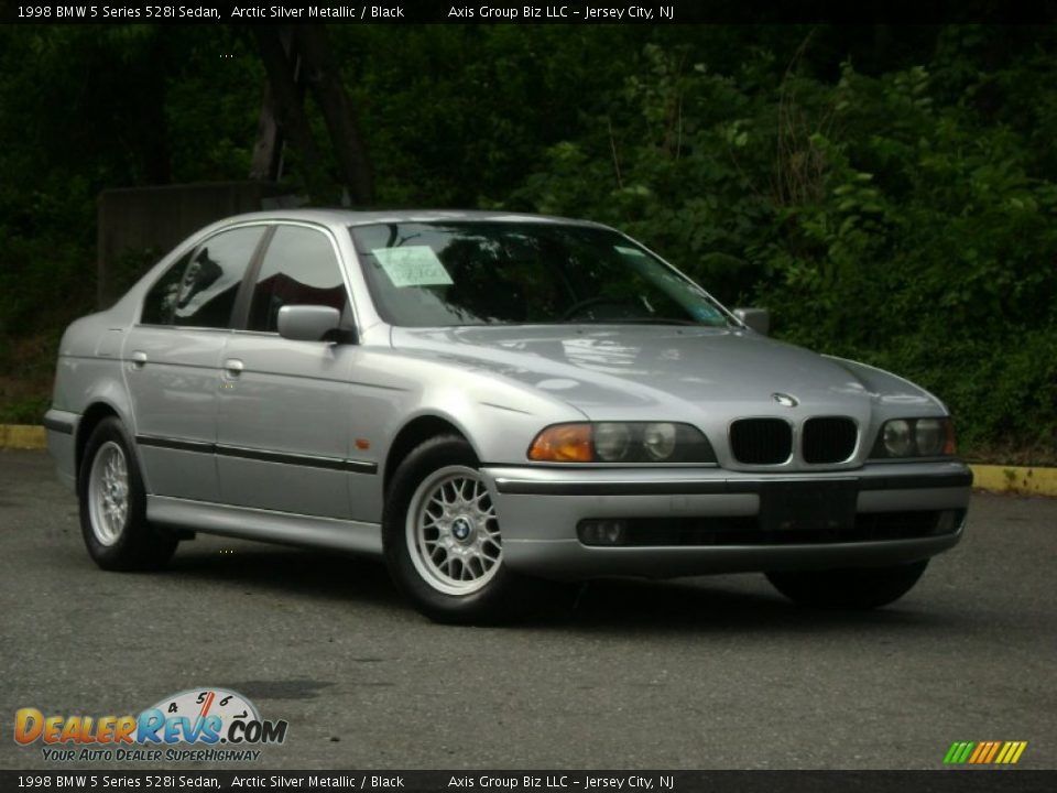 1998 BMW 5 Series 528i Sedan Arctic Silver Metallic / Black Photo #24