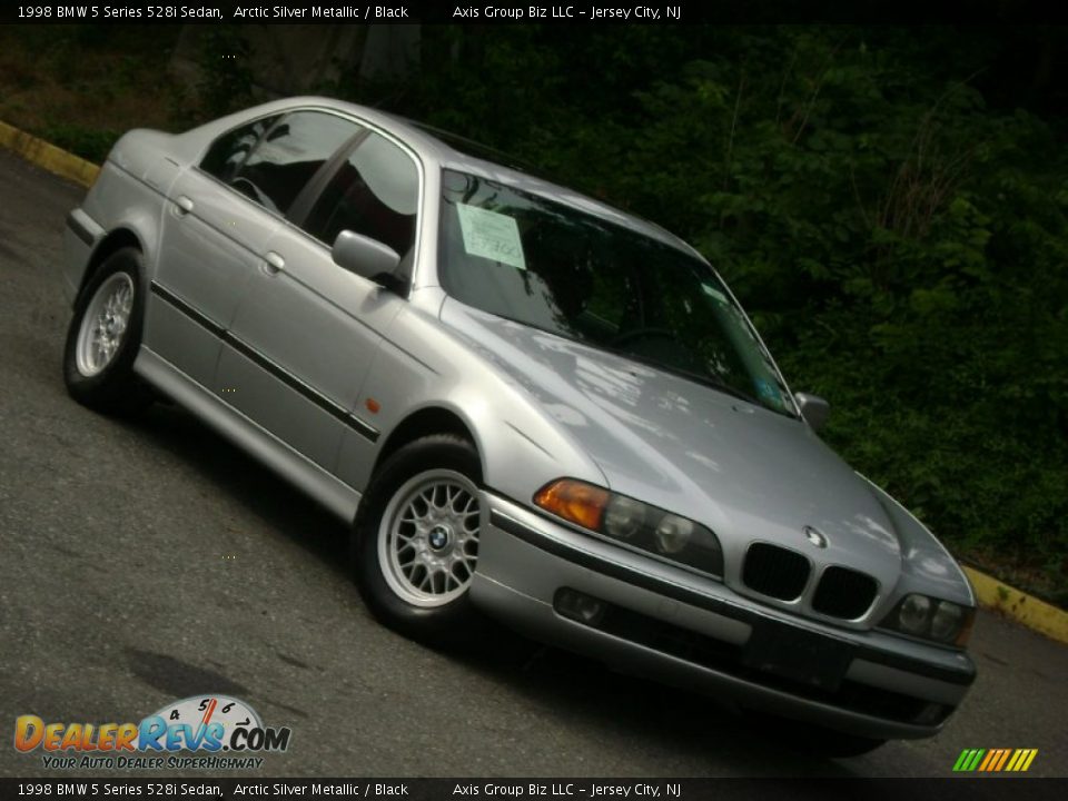 1998 BMW 5 Series 528i Sedan Arctic Silver Metallic / Black Photo #25